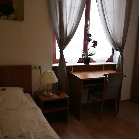Landgasthof Rebe 2*