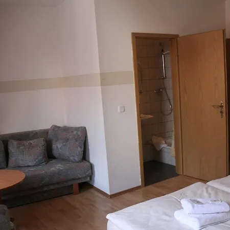 Landgasthof Rebe Szálloda Alzey