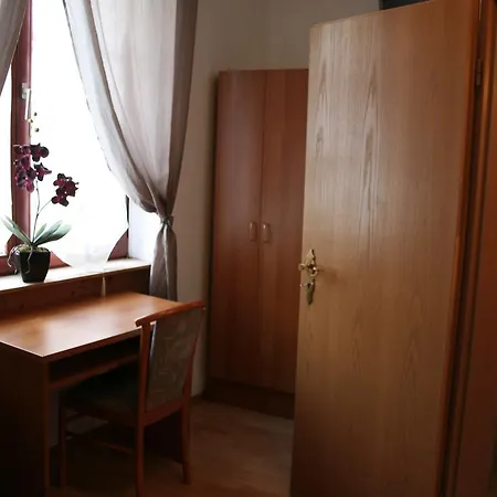 Landgasthof Rebe Szálloda